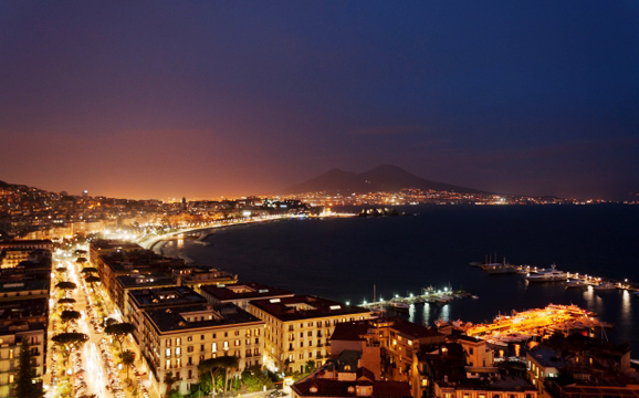 イタリア　ナポリ夜景